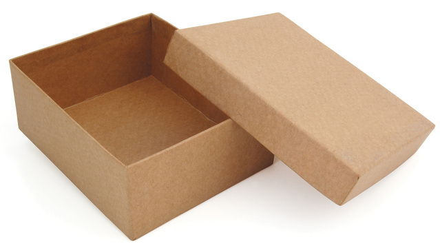 papírová krabice s víkem